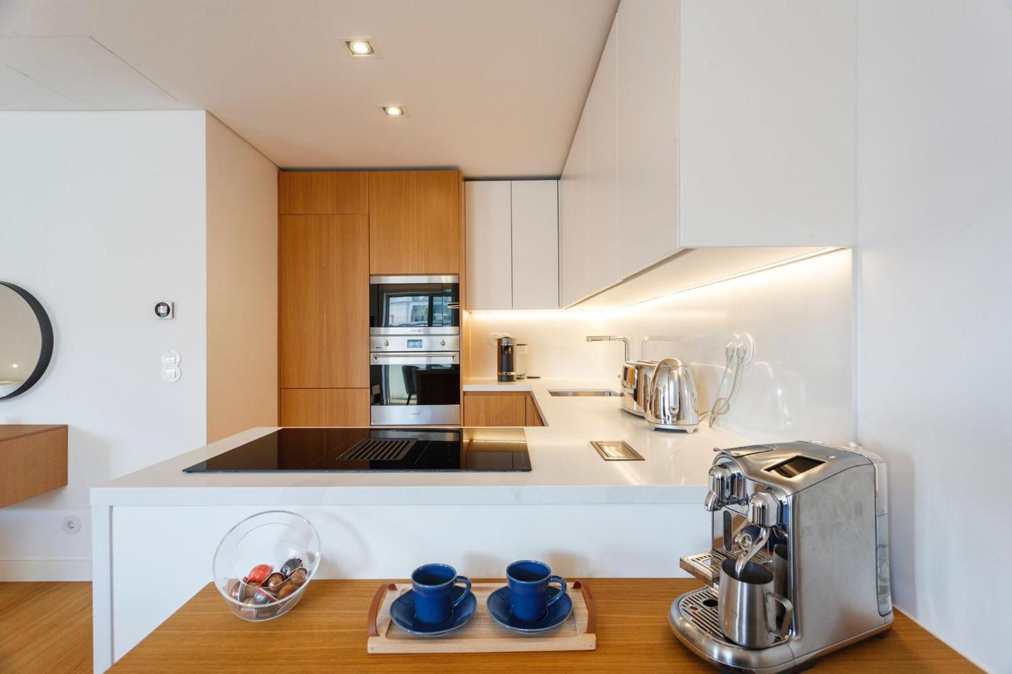 Luxury Suite With Balcony And Shared Accommodation In The Parque Eduardo VII Area Lisboa Dış mekan fotoğraf